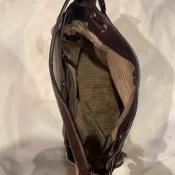 Prada Milano Logo Canvas Shoulder Bag - Picture 8 of 9